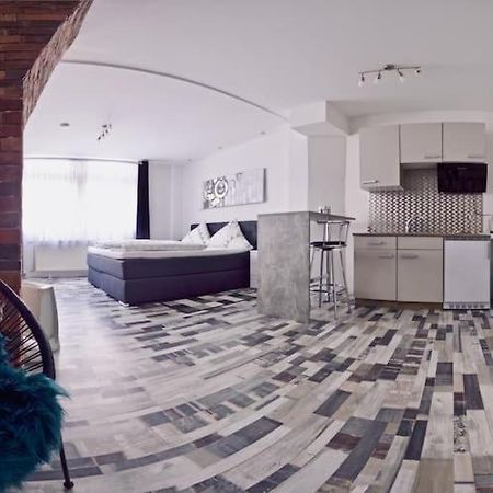 Moderne Wohnung Schwarzwald - In Bester Lage Direkt Am Fluss Bad Wildbad Dış mekan fotoğraf